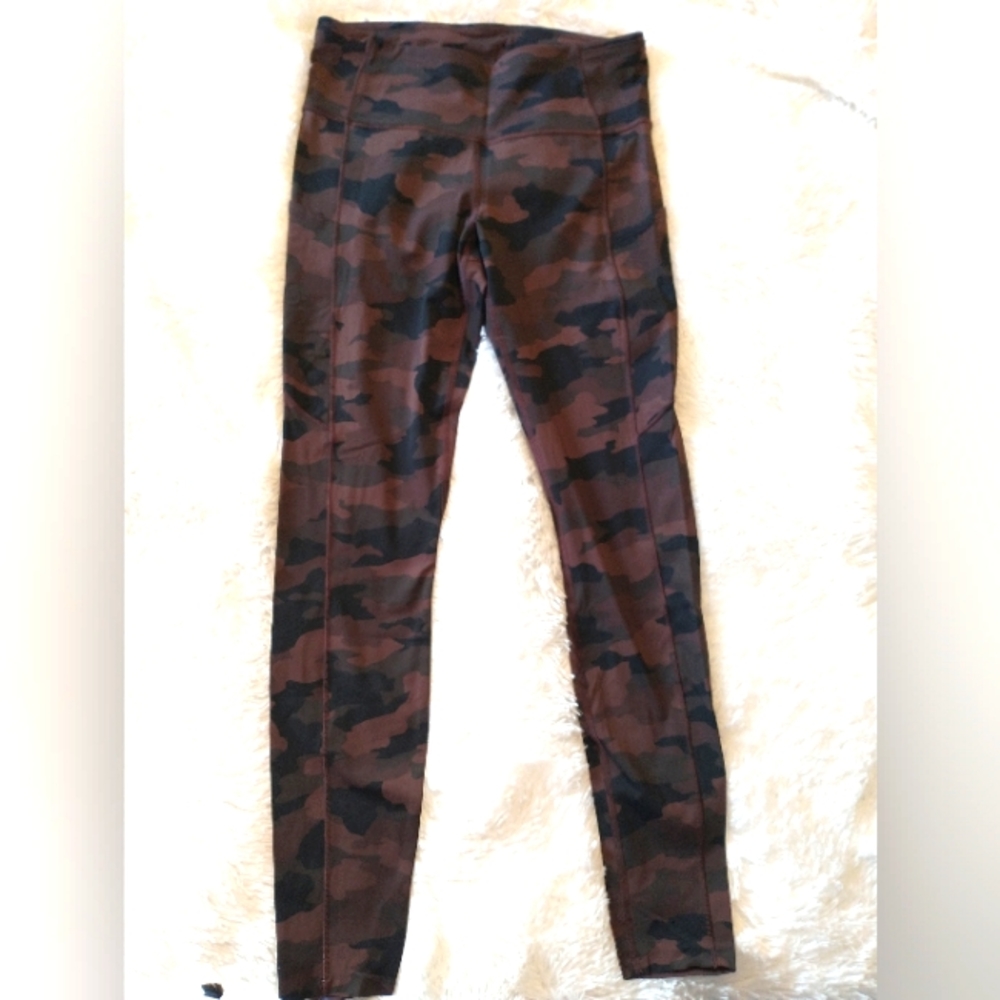 Lululemon In Movement HR tight 25"